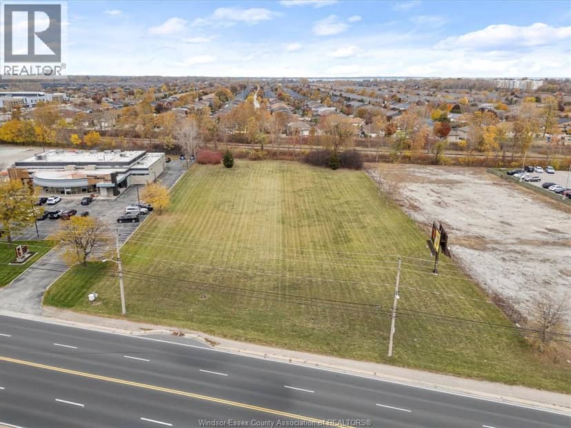 10982 TECUMSEH ROAD East, Windsor
