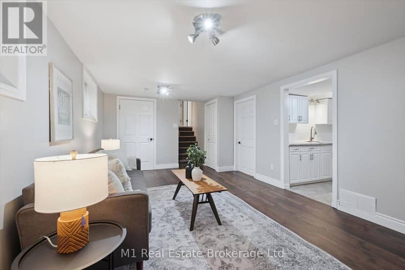 610 St David Street S — photo 33 of 40
