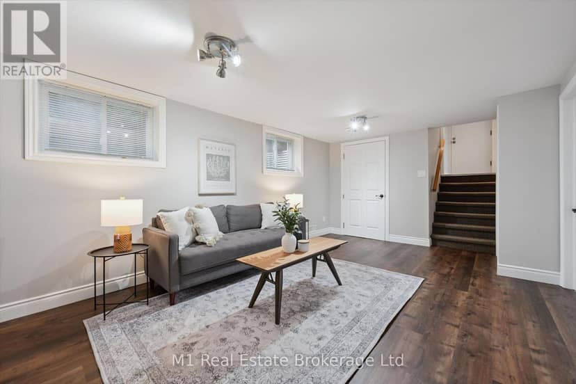 610 St David Street S — photo 29 of 40