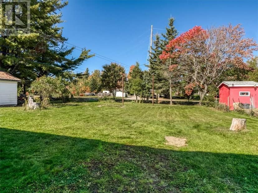 35-35A Fir Street, Onaping, photo 3