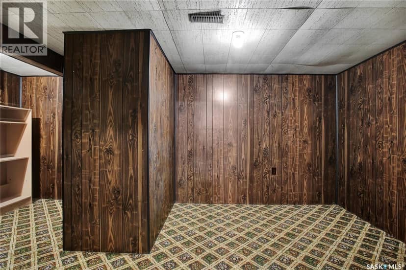 216 Main STREET — photo 18 of 29