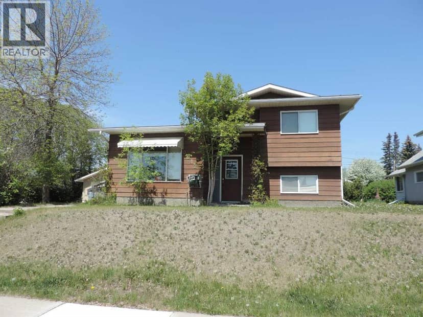 5042 51 Avenue, Rimbey, photo 3