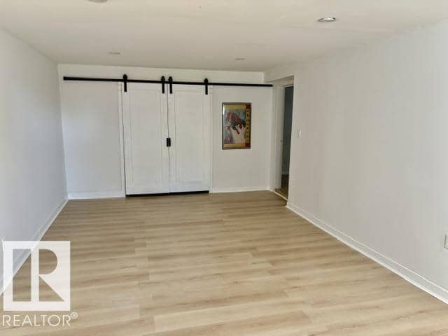5614 50 ST — photo 25 of 34