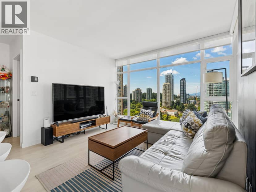 1807 6098 STATION STREET, Burnaby, photo 2