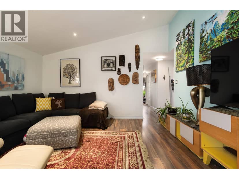 7355 Celista Drive, Vancouver, photo 3