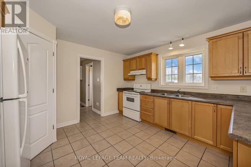 6668 Tommary Drive — photo 15 of 38