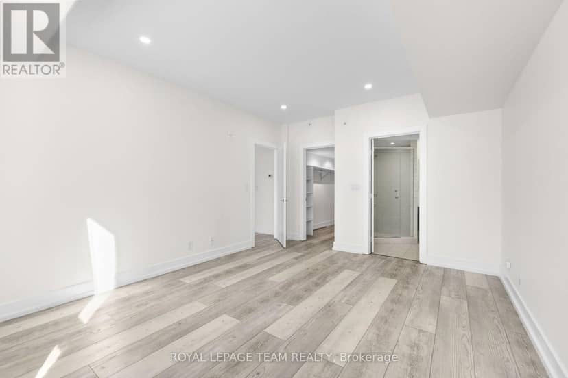102 - 390 Booth Street — photo 14 of 22