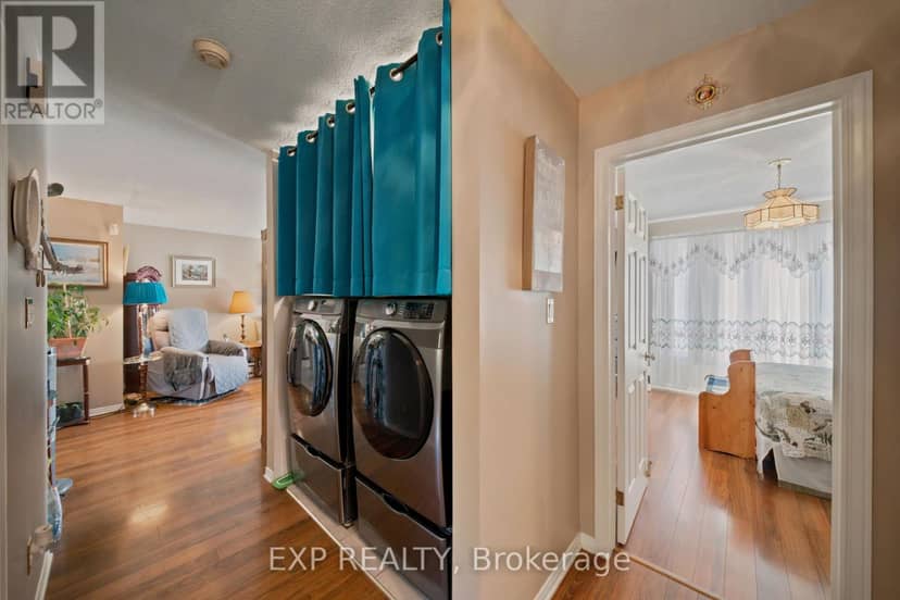 721 Morris Street — photo 9 of 27