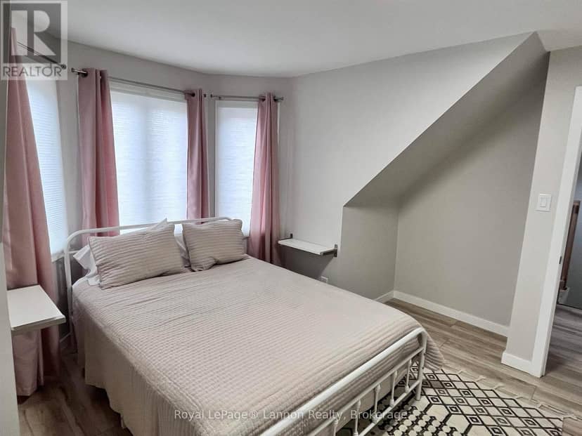 434 Hebert Street — photo 17 of 38