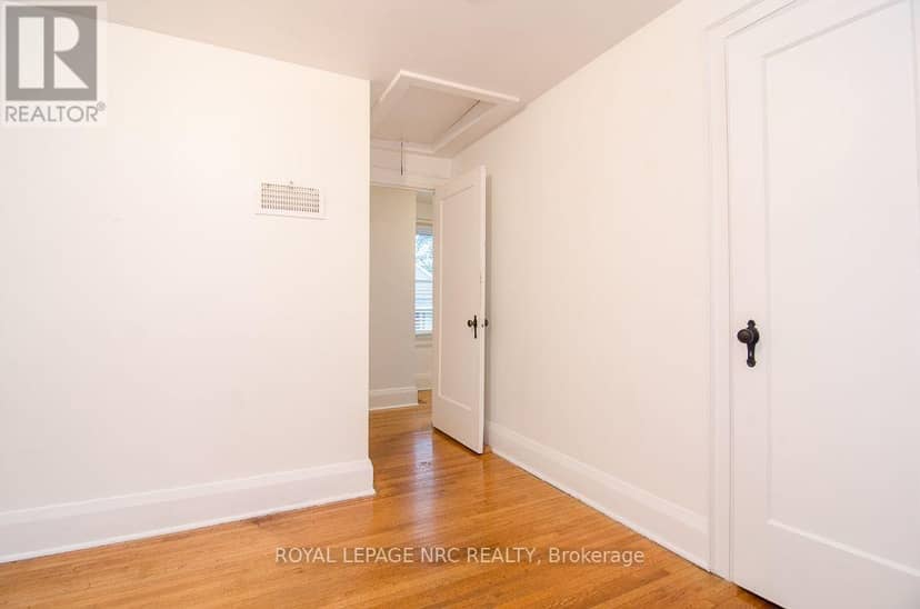 162 Aqueduct Street — photo 19 of 37