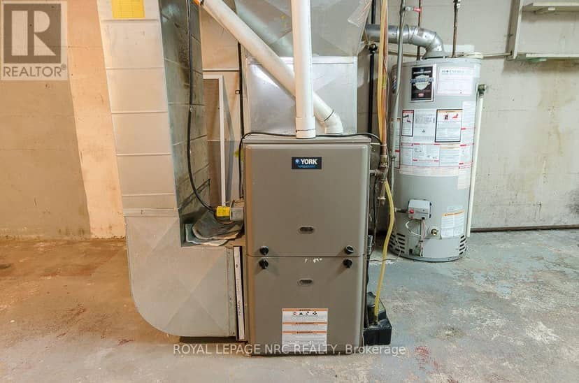 162 Aqueduct Street — photo 27 of 37