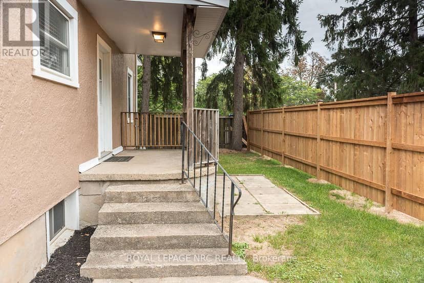 162 Aqueduct Street — photo 28 of 37