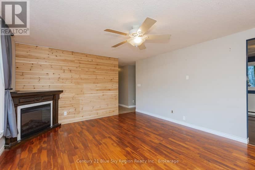 20 Wilmot Street — photo 16 of 40