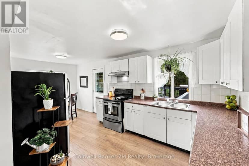 31 Johnston Street, Georgina, photo 7