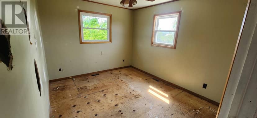 31 Parker Mountain Road — photo 13 of 24