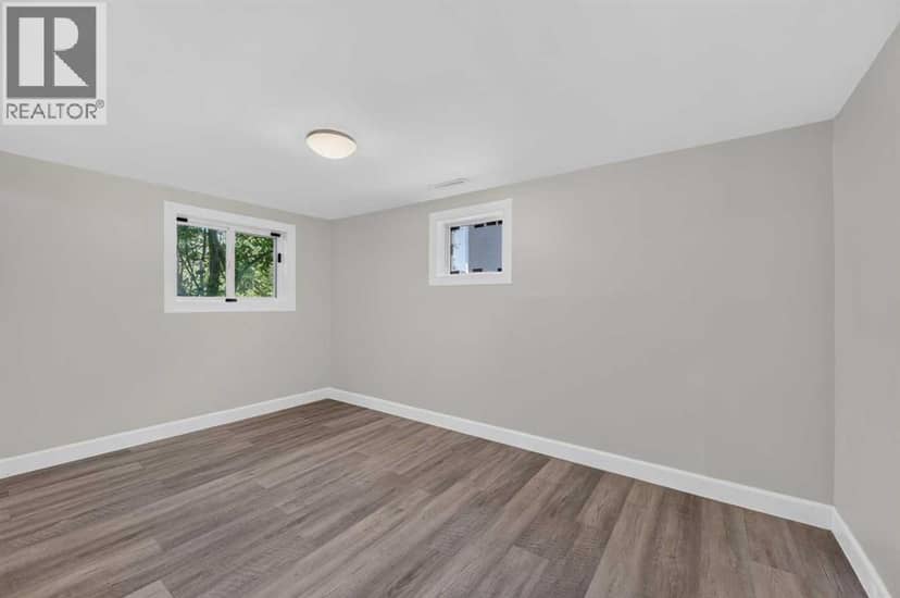 1212 Bantry Street NE — photo 14 of 29