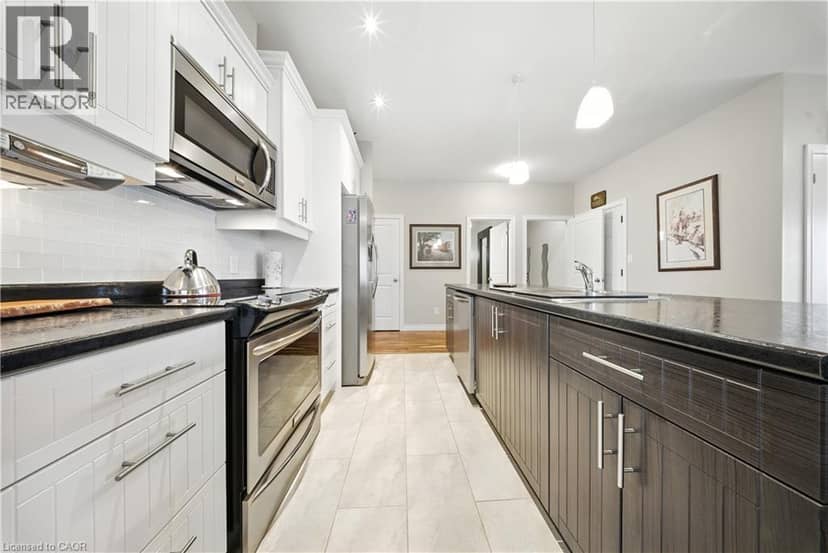257 DONLY Drive S — photo 12 of 40