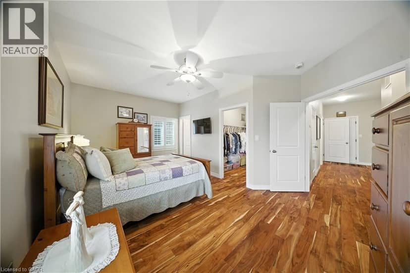 257 DONLY Drive S — photo 17 of 40