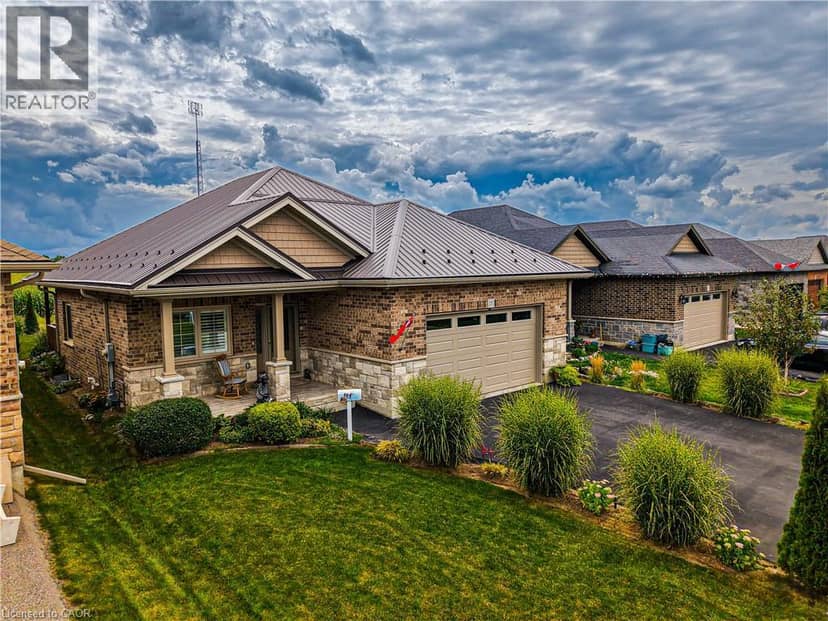 257 DONLY Drive S, Simcoe, photo 3