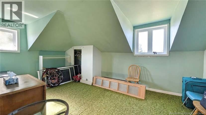 507 Bd des Acadiens — photo 10 of 12