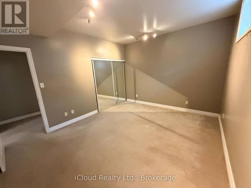 176 Wyndham Street — photo 30 of 37