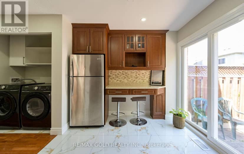 171 Fernforest Drive — photo 13 of 40