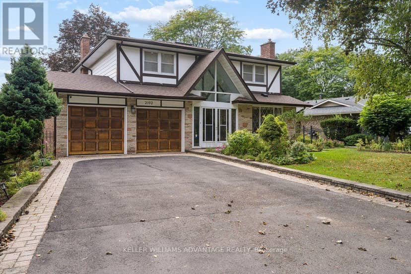 2192 Castlestone Court, Mississauga, photo 2
