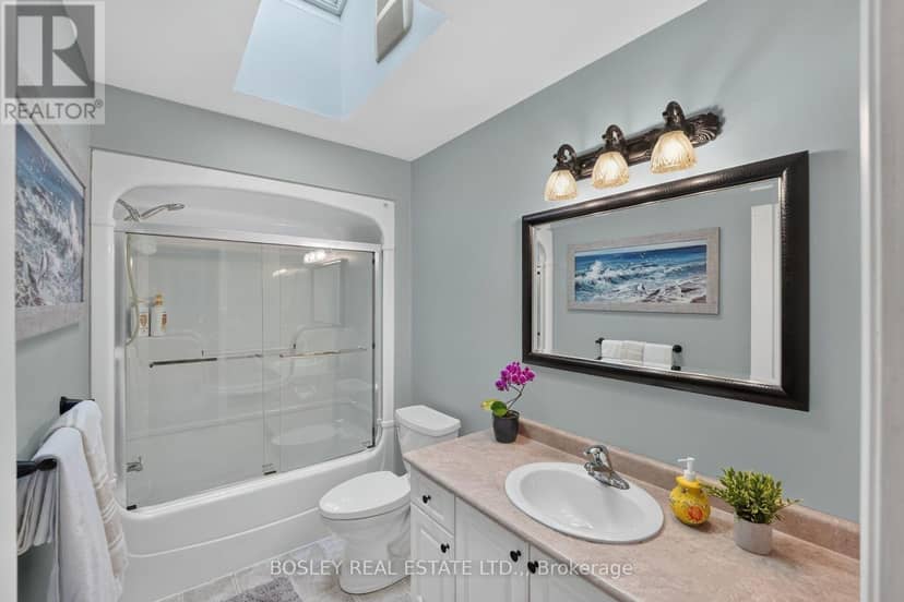 3772 Elm Street — photo 16 of 40
