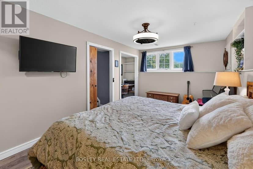 3772 Elm Street — photo 20 of 40