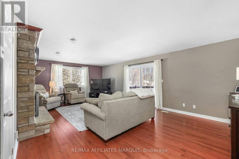 3 Forest Drive — photo 21 of 40