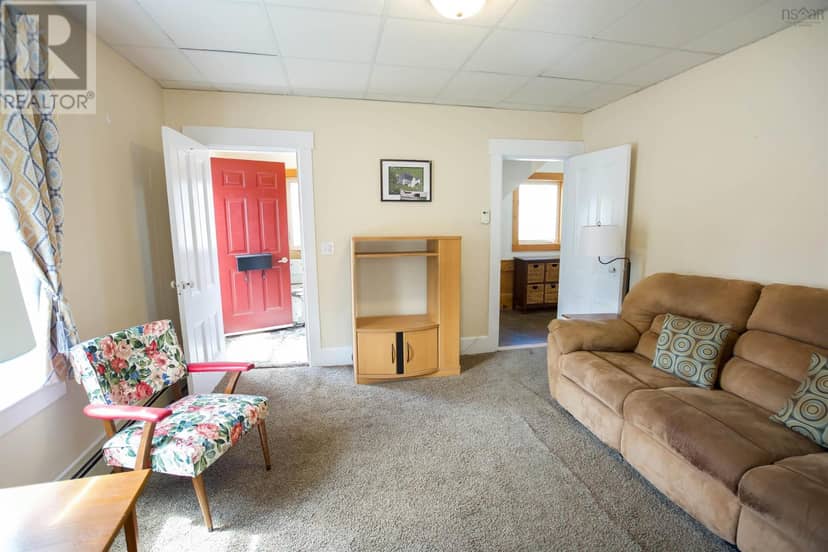 2559 Patrice Road — photo 10 of 40