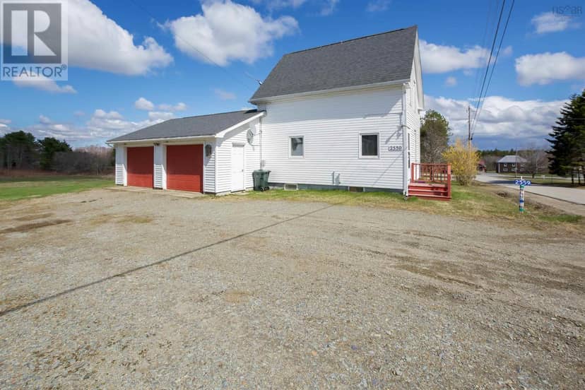 2559 Patrice Road — photo 3 of 40
