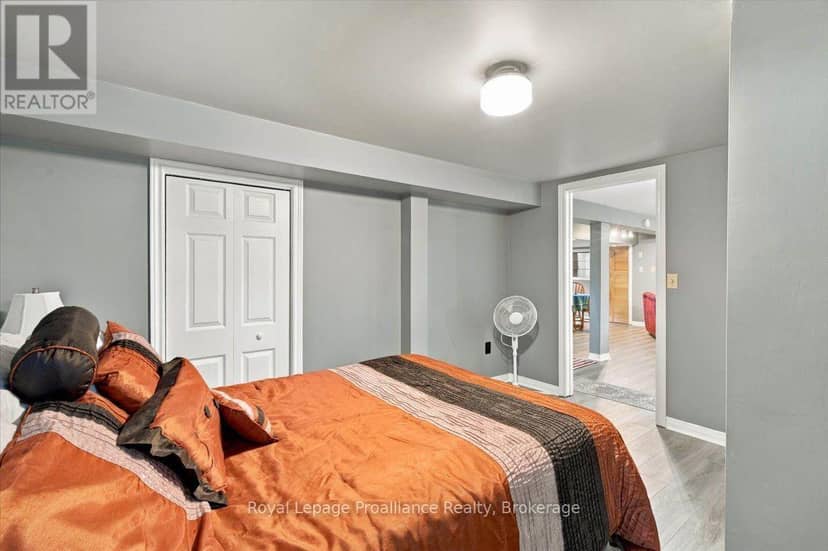 91 Chatterton Valley Crescent — photo 31 of 40