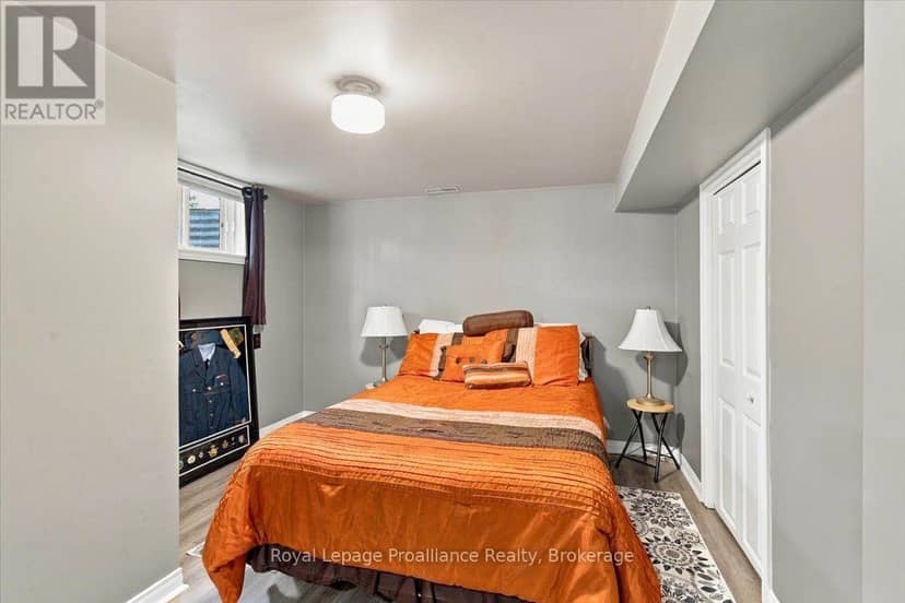 91 Chatterton Valley Crescent — photo 32 of 40