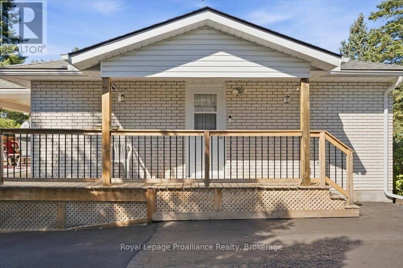 91 Chatterton Valley Crescent — photo 38 of 40