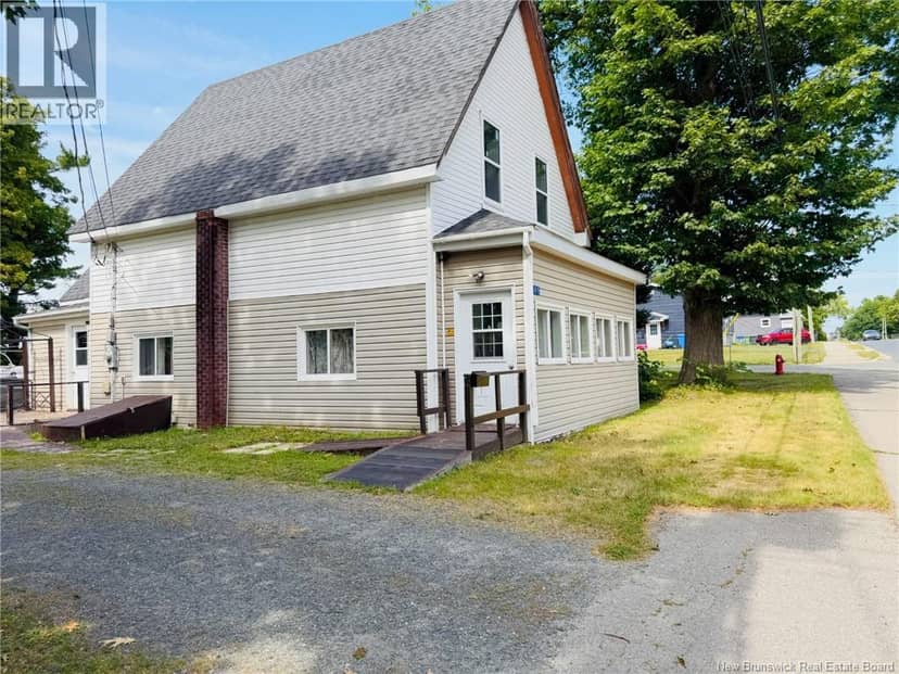 249 Wellington Street — photo 32 of 34