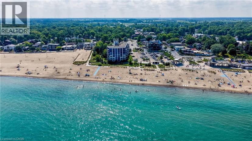 9 PINE Street Unit# 102, Grand Bend, photo 4