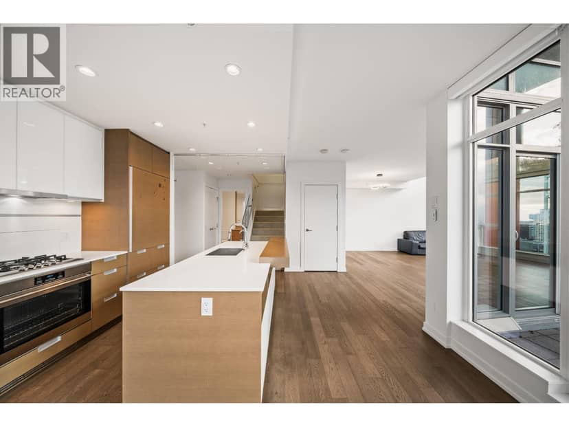 2803 4688 KINGSWAY, Burnaby, photo 8