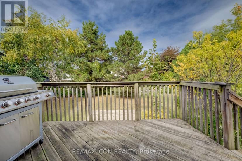 17 Kingsley Road — photo 32 of 40