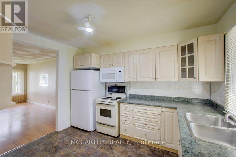 20 Sarah Street — photo 12 of 38