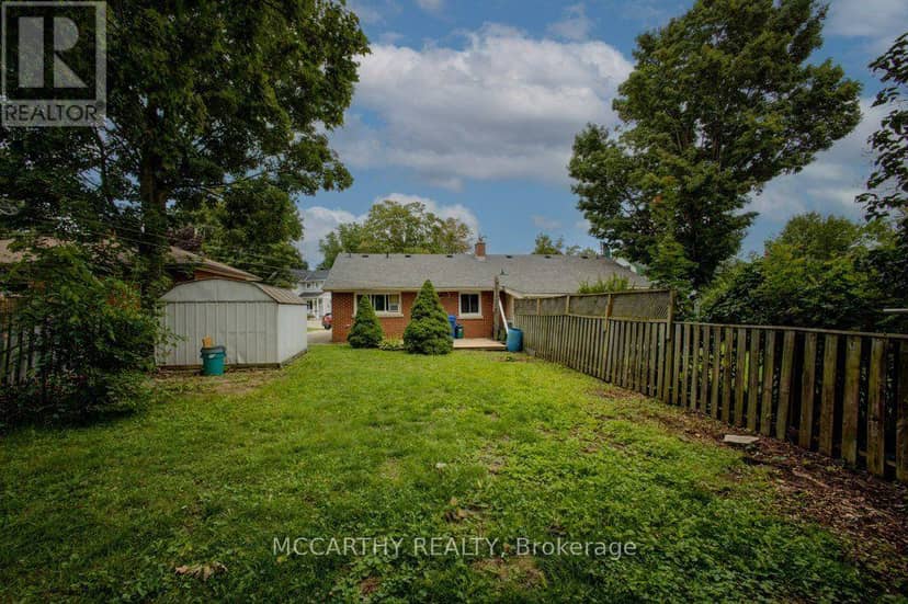 20 Sarah Street — photo 31 of 38
