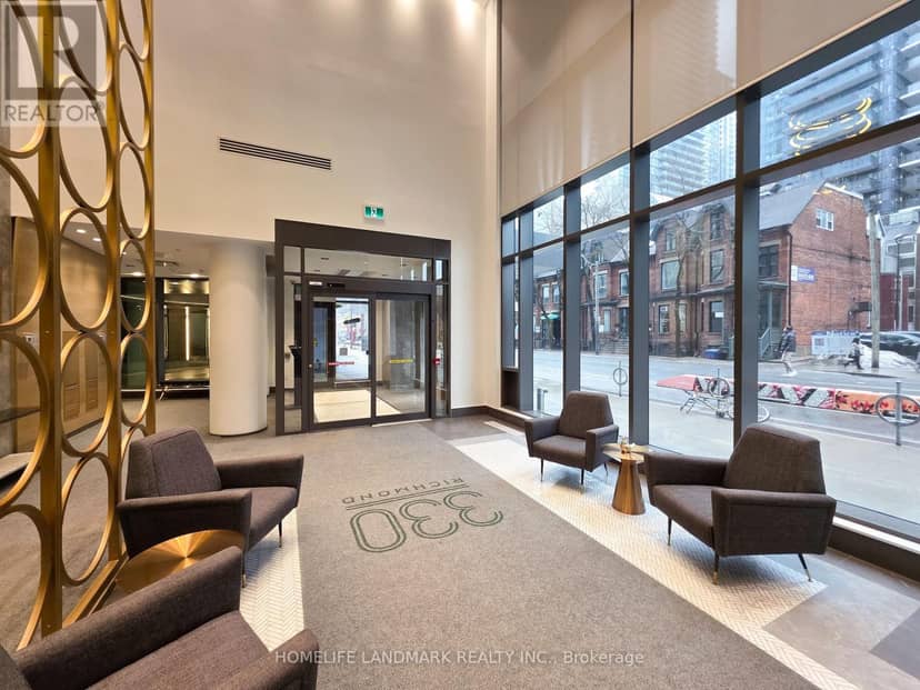 605 - 330 Richmond Street W — photo 20 of 26