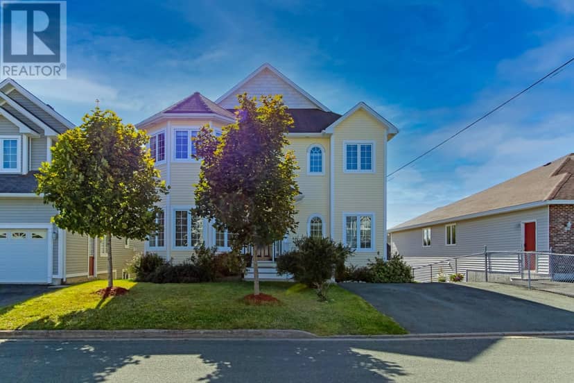 11 Ledingham Place, St. John's, photo 2