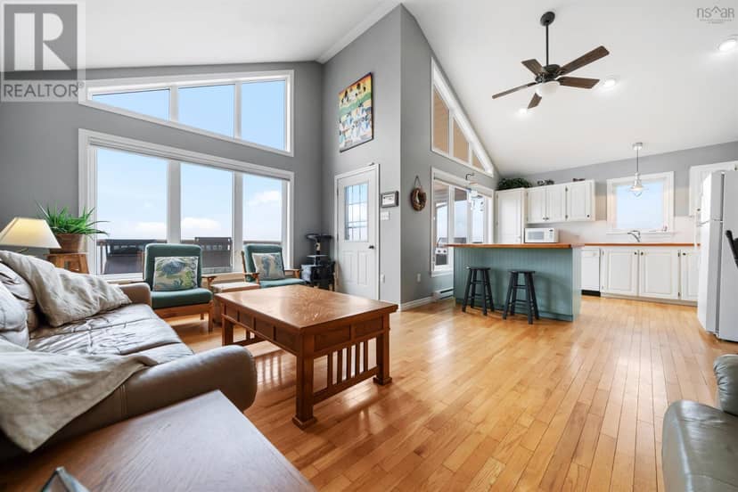 63 Vista Del Mar Road — photo 10 of 40