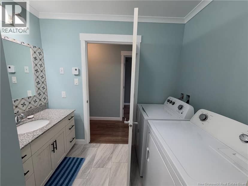557 Chaleur Street — photo 13 of 37