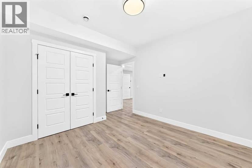 3106 15 Avenue SW — photo 34 of 40
