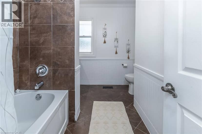 43 MILLER Drive — photo 15 of 29