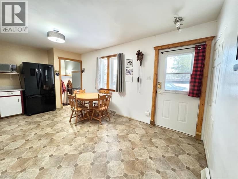 611 4 Avenue, Fox Creek, photo 7