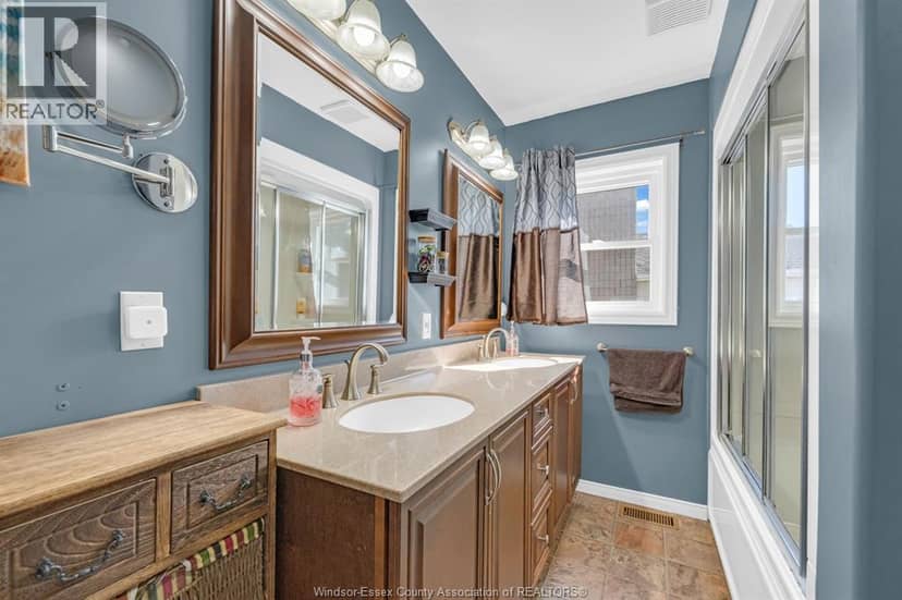 1604 Union Avenue — photo 22 of 40
