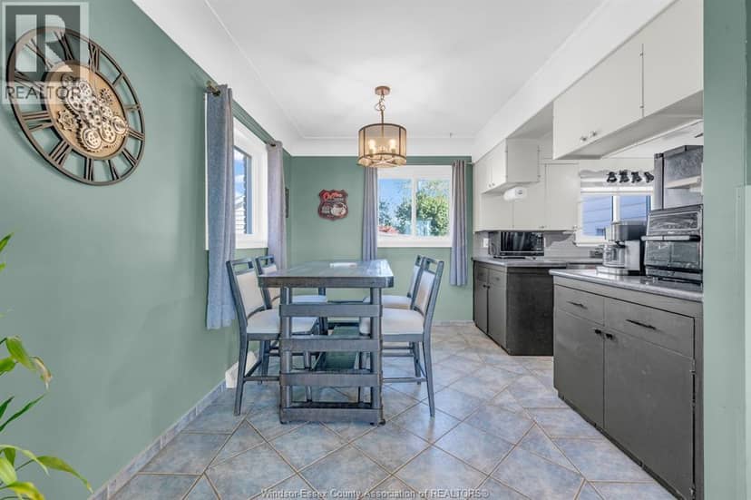 1604 Union Avenue — photo 15 of 40